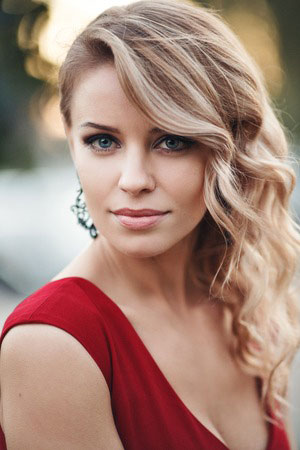 prom hair at woo salon in southend on sea prom hair at woo salon in southend on sea